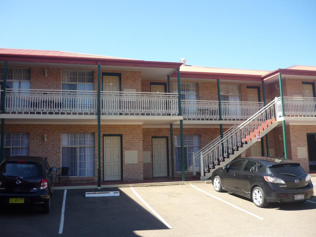 Heritage Motor Inn Goulburn Exterior foto