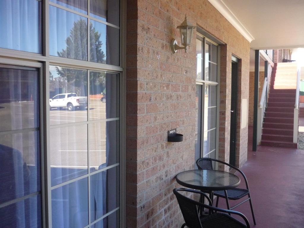 Heritage Motor Inn Goulburn Exterior foto